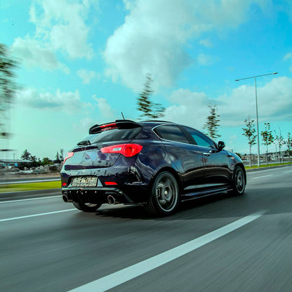 Oneway Heckdiffusor passend für Alfa Romeo Giulietta 2010-2020 - Version 2 - Schwarz glänzend