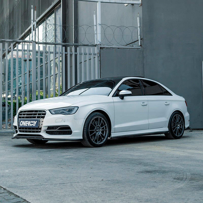 Oneway Satz Seitenschweller passend für Audi S3 8V/8V Facelift Limousine/Cabrio 2013-2020 - Schwarz glänzend