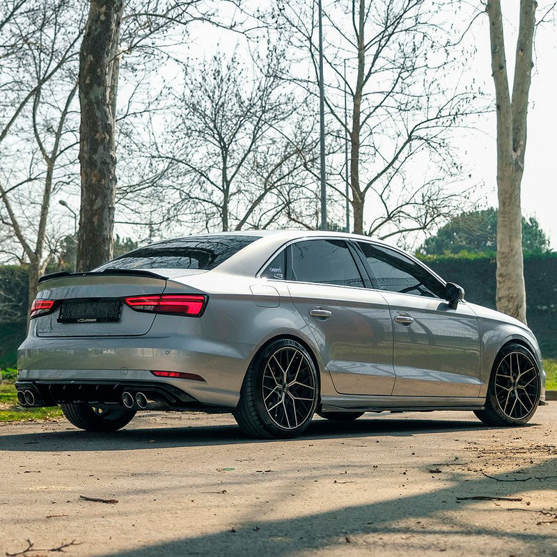 Oneway Satz Seitenschweller passend für Audi A3 (8V) Limousine Facelift 2016-2020 - Schwarz glänzend