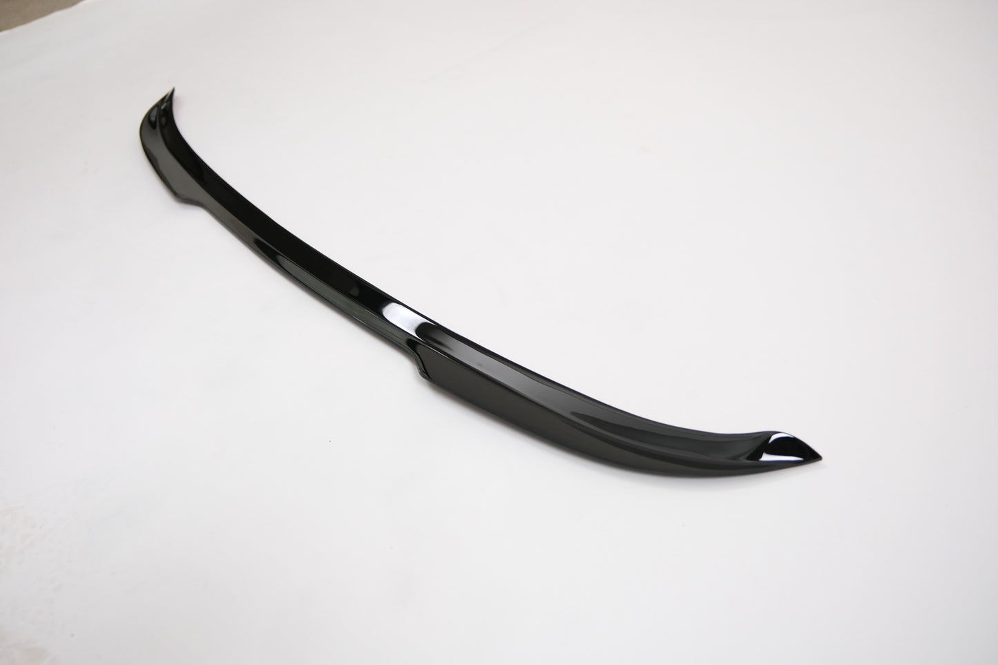 Dachspoiler passend für VW Golf Mk8 GTI / GTI Facelift 2020+ Hochglanz Schwarz