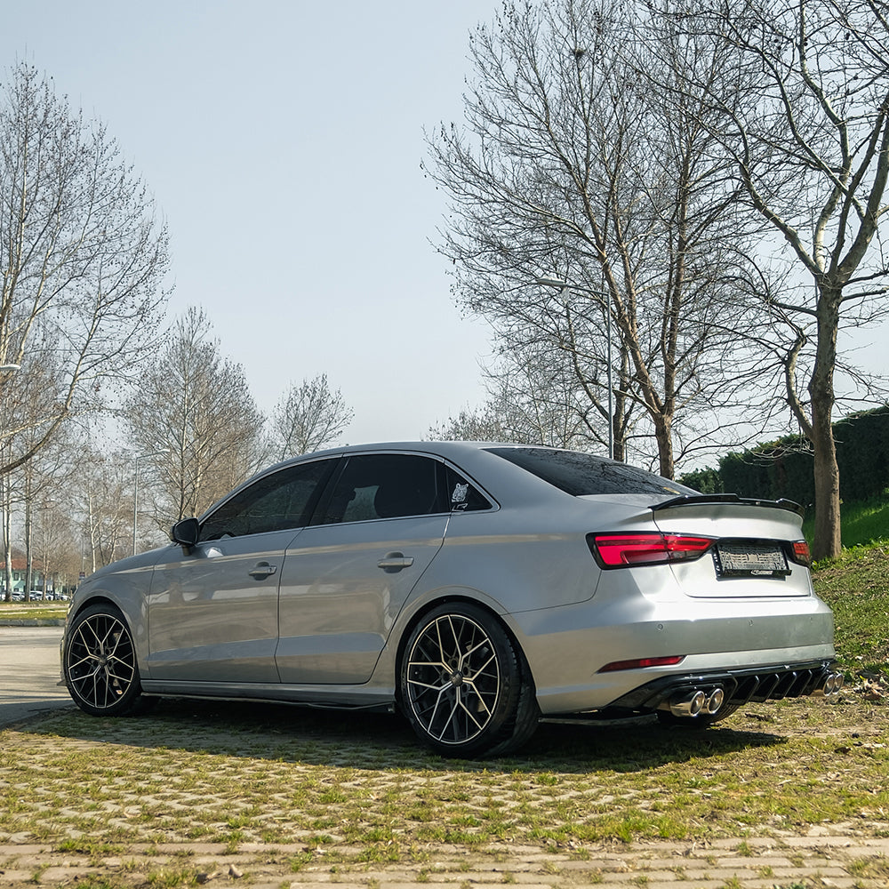 Heckseitensplitter passend für Audi A3 8V Facelift Limousine 2016-2020 Heckseitensplitter Hochglanz Schwarz