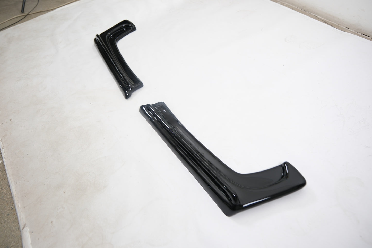 RS11.001 - Heckseitliche Diffusor Splitter passend für BMW 3er F30 Facelift 2015-2018 Hochglanz Schwarz