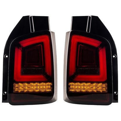 Dynamische LED Rücklichter Rot Rauch passend für VW Transporter T5 2003-2010
