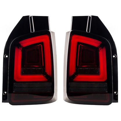 Dynamische LED Rücklichter Rot Rauch passend für VW Transporter T5 2003-2010