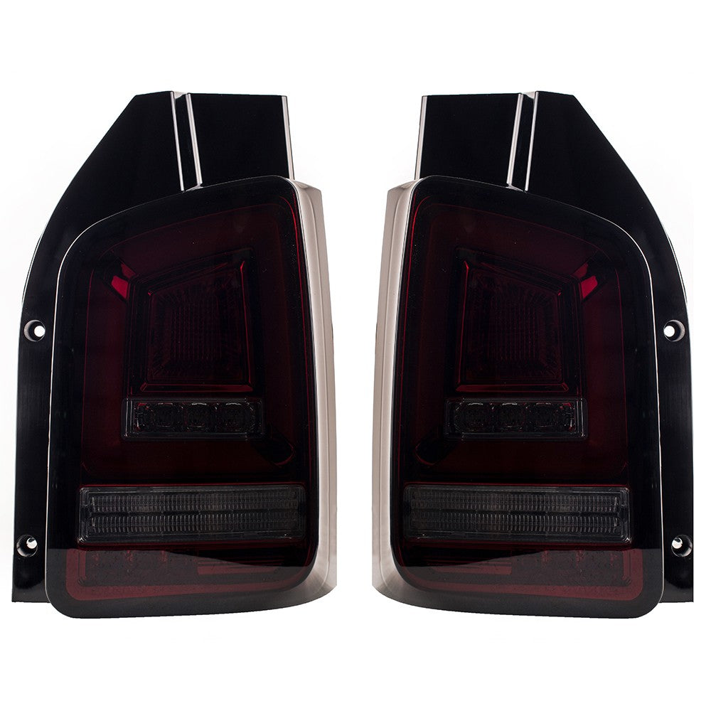 Dynamische LED Rücklichter Rot Rauch passend für VW Transporter T5 2003-2010