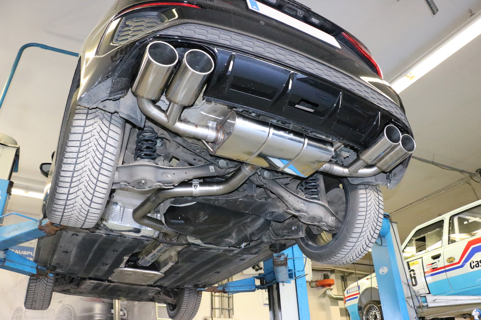 Audi A3 - GY Sportback Endschalldämpfer Ausgang rechts/links - 2x115x85 Typ 32 rechts/links passend für S3 Stoßstange