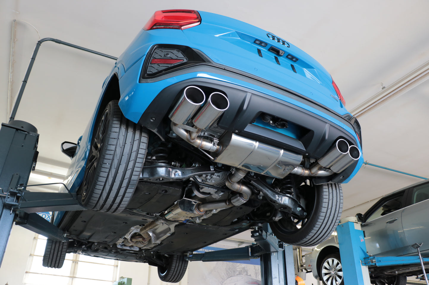 Audi Q2 Endschalldämpfer Ausgang rechts/links mit Vorschalldämpfer -  2x115x85 Typ 32 rechts/links