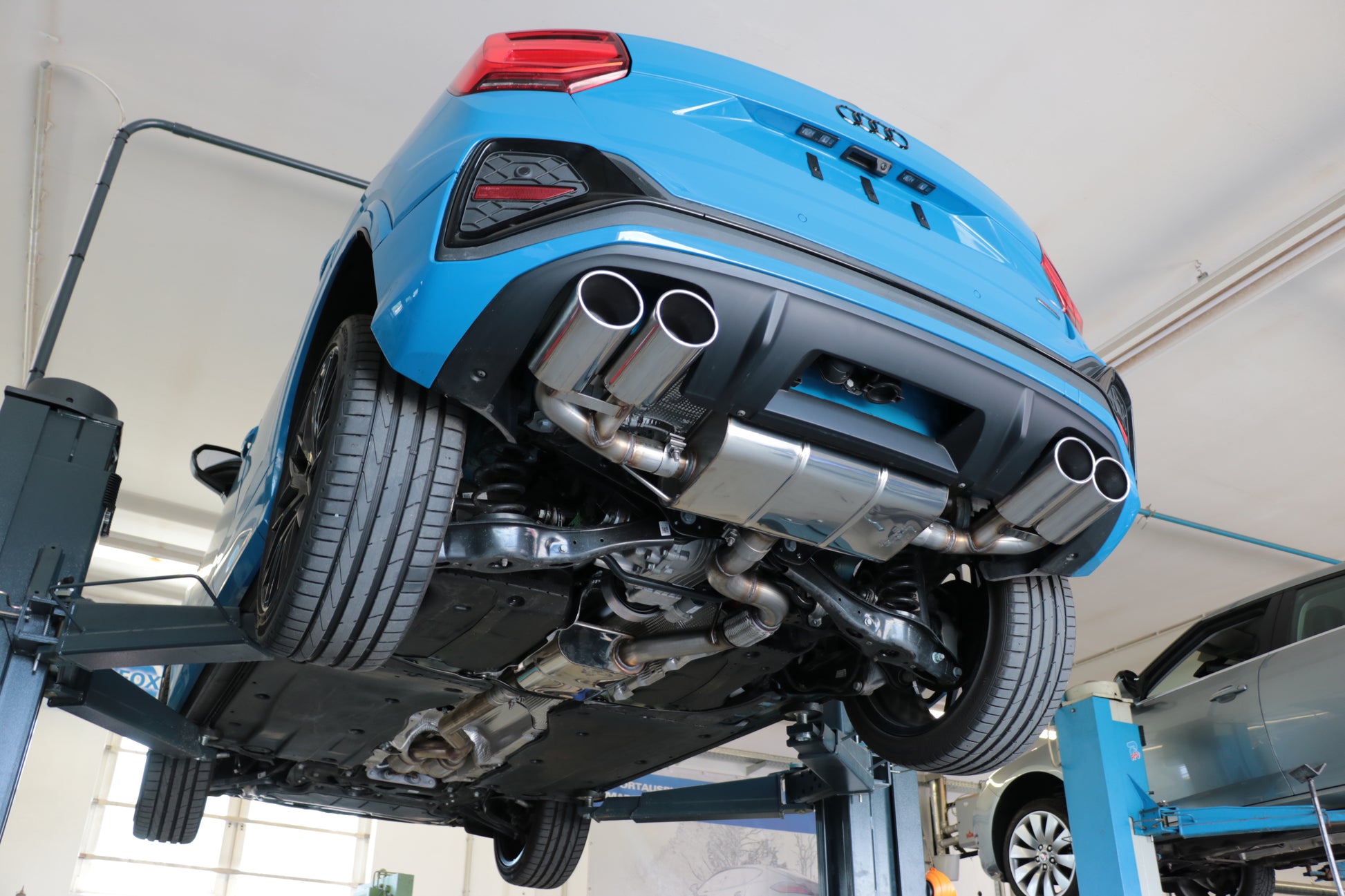 Audi Q2 Endschalldämpfer Ausgang rechts/links mit Vorschalldämpfer -  2x115x85 Typ 32 rechts/links