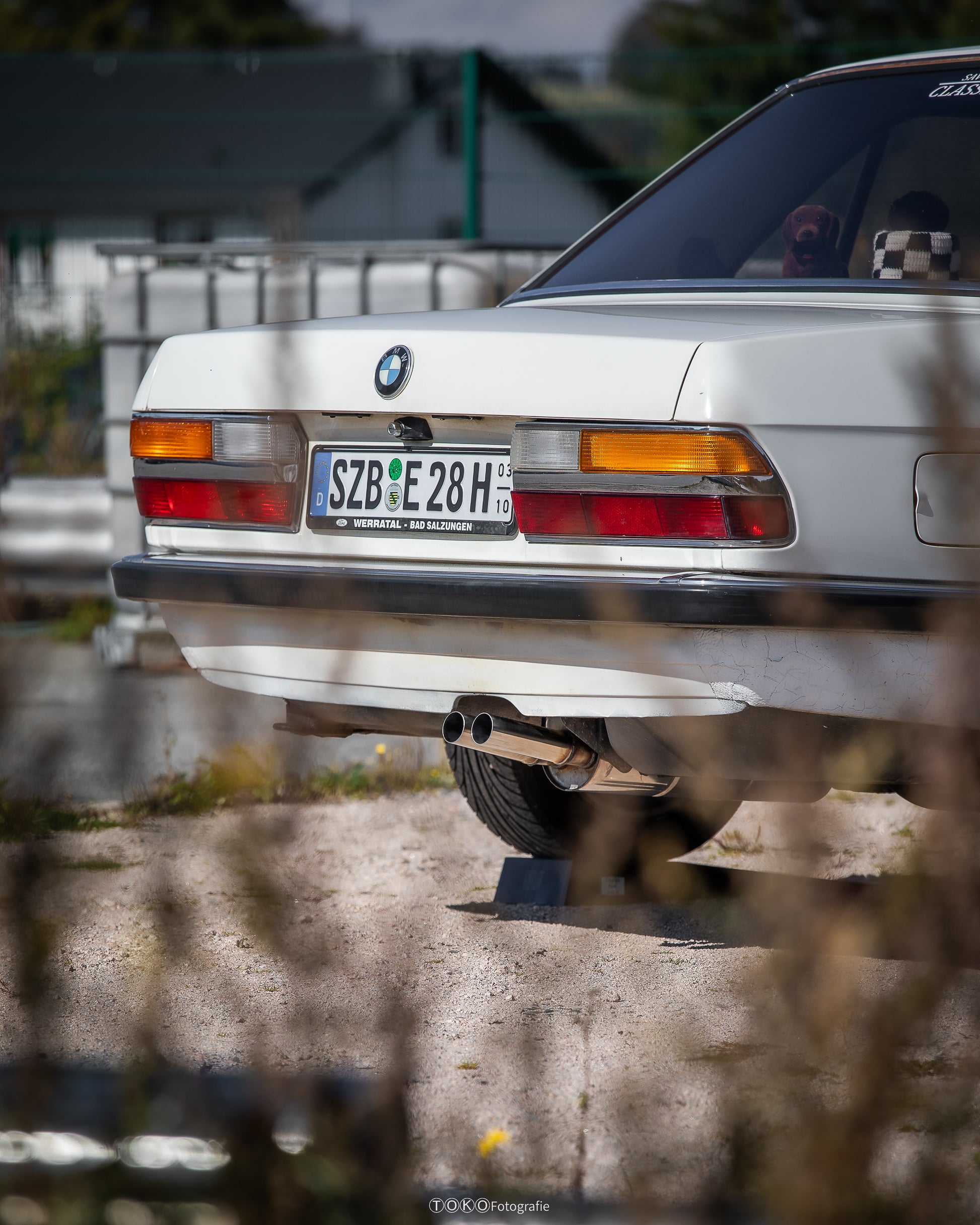 BMW E28 525e mit Katalysator Endschalldämpfer - 2x55 Typ 10
