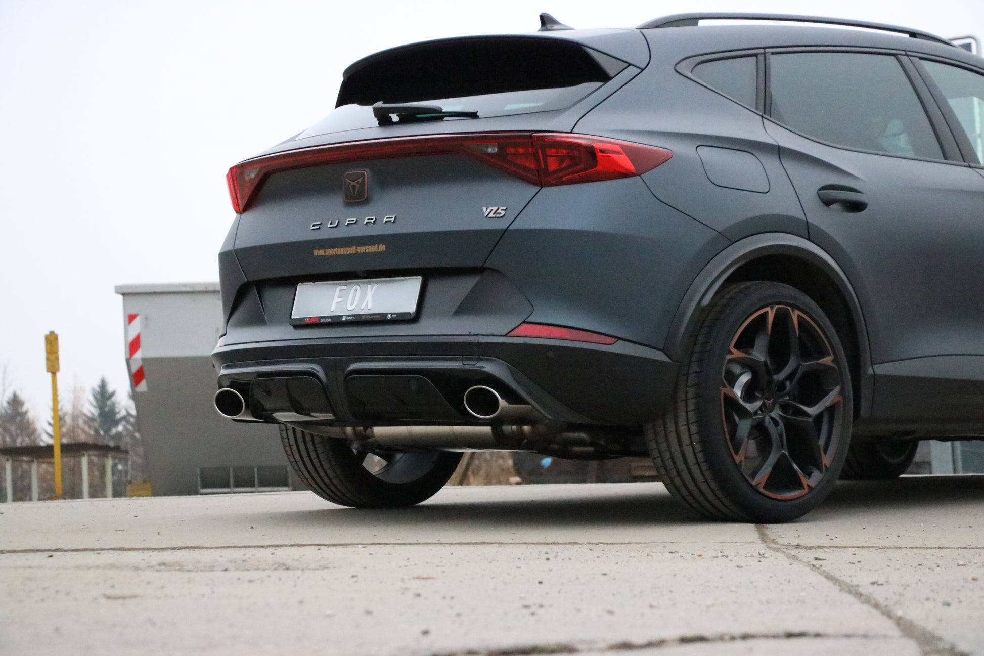 CUPRA Formentor 4x4 - VZ5 Endschalldämpfer mit 2 Abgasklappen - 1x140x90 Typ 32 rechts/links