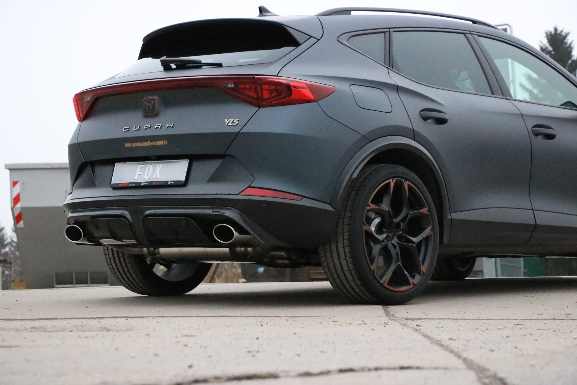 CUPRA Formentor 4x4 - VZ5 Endschalldämpfer mit 2 Abgasklappen - 1x140x90 Typ 32 rechts/links