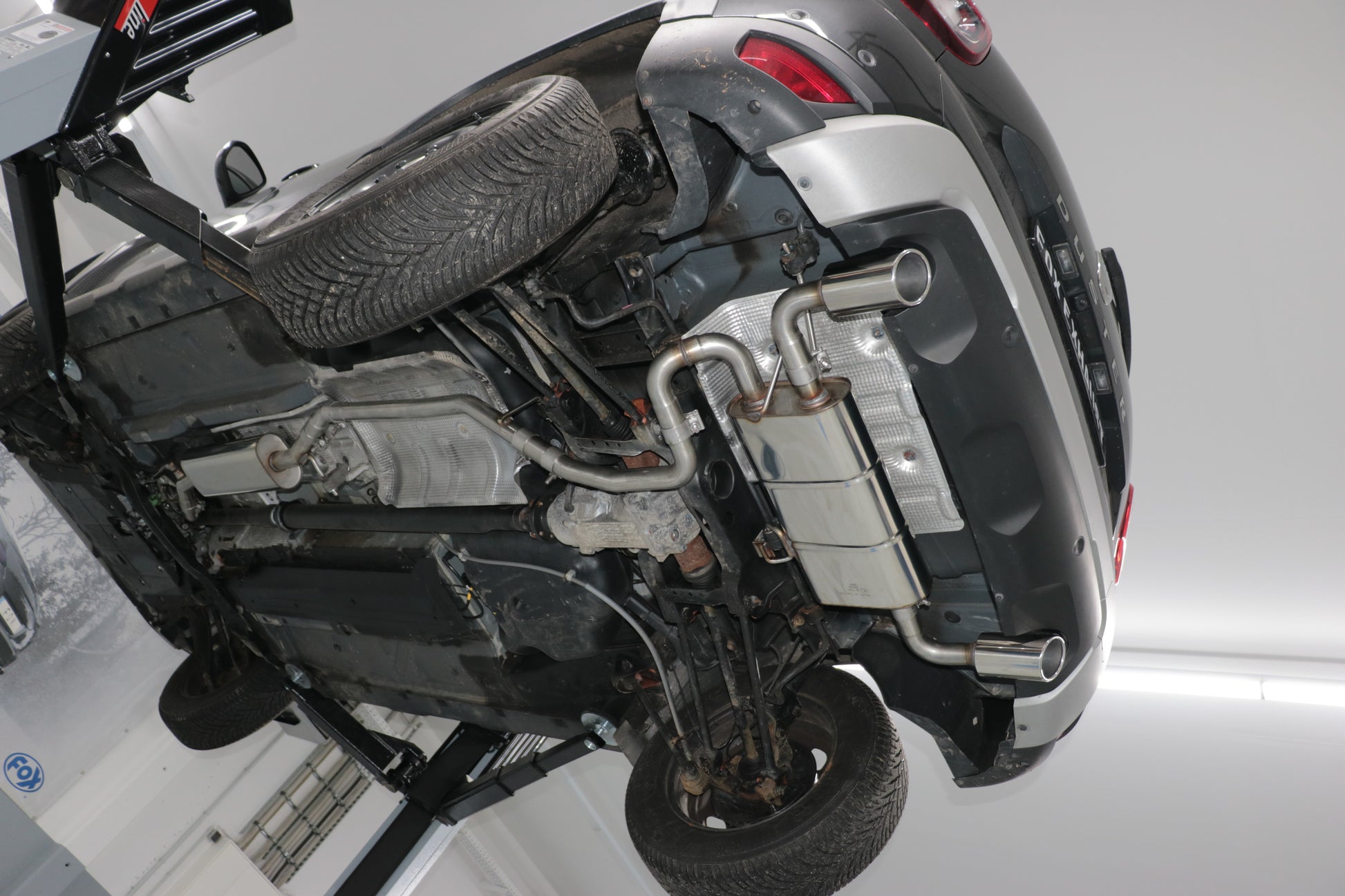 Dacia Duster 4x4 Facelift Endschalldämpfer quer Ausgang rechts/links - 1x90 Typ 16 rechts/links