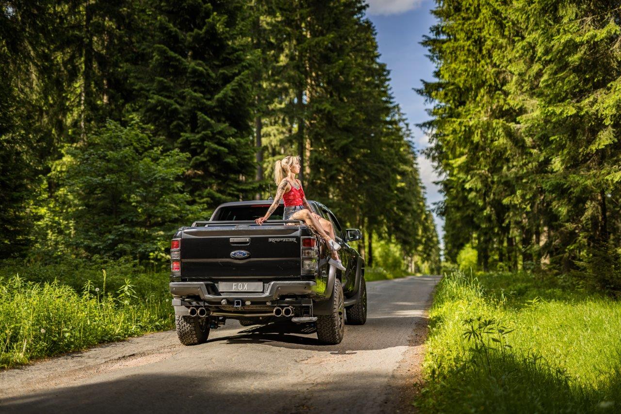 Ford Raptor - Doppelkabine Endschalldämpfer Ausgang rechts/links - 2x100 Typ 25 rechts/links
