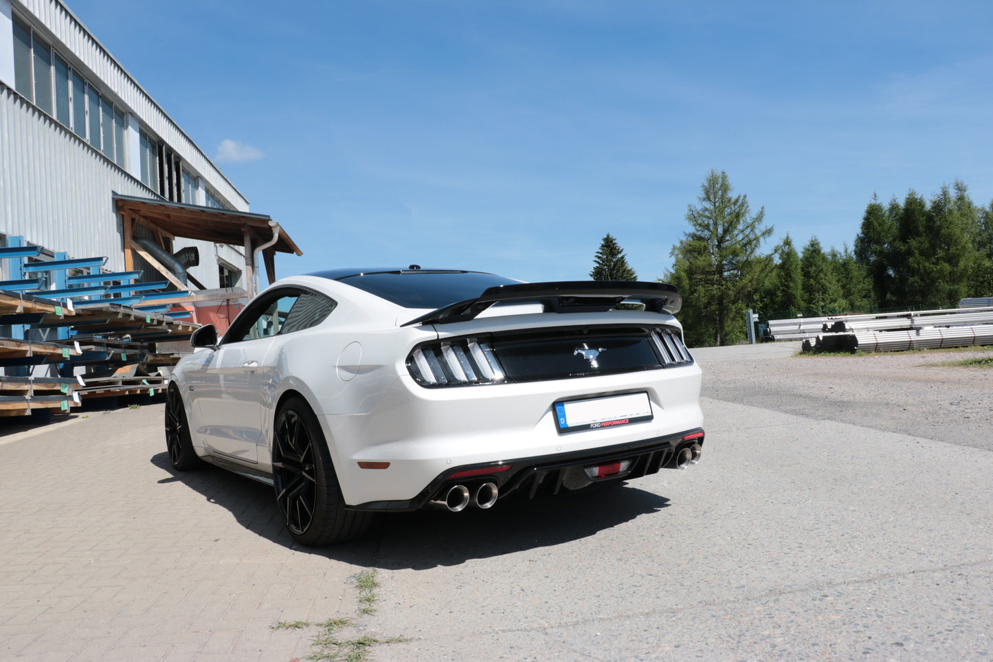 Ford Mustang VI Coupe & Convertible - 4/6/8 -Zylinder Endschalldämpfer rechts/links ohne Abgasklappen - 2x100 Typ 25 recht...