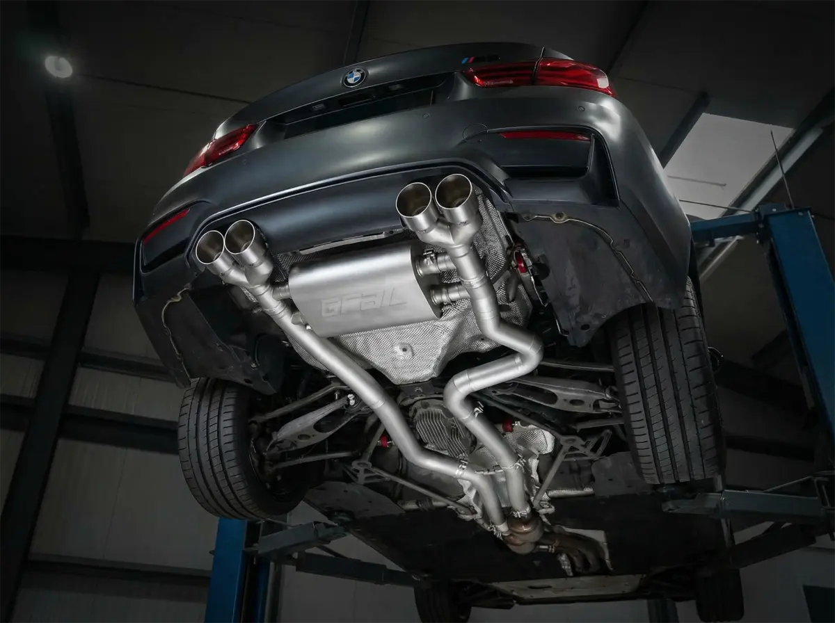 GRAIL Klappenabgasanlage | ECE | passend für BMW M3/M4 F8x Equal Length Nachrüstung