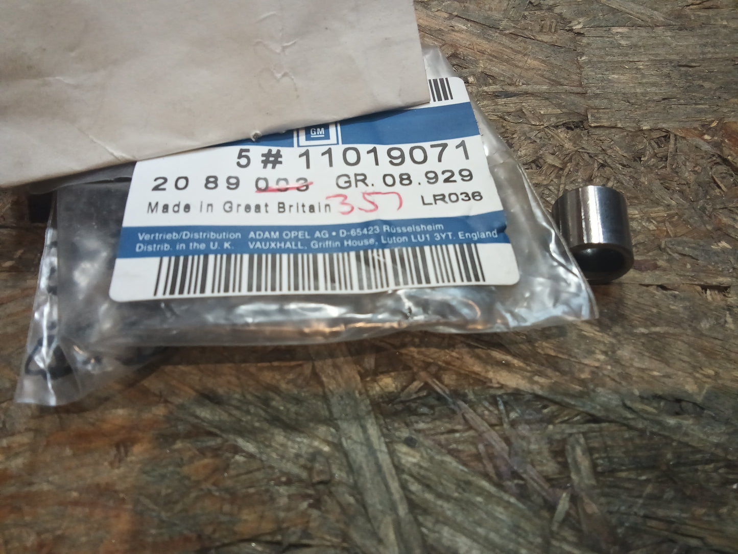 Frontera A Distanzstück 12x1, 5x12 für Abschirmblech original GM NEU