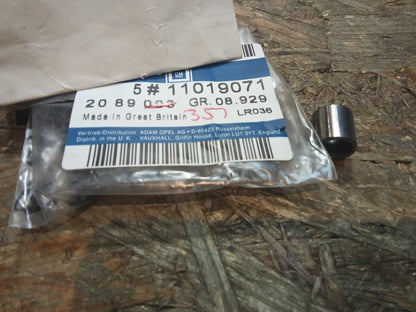 Frontera A Distanzstück 12x1, 5x12 für Abschirmblech original GM NEU