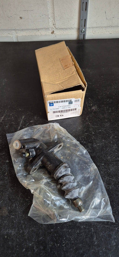 Kupplungsnehmerzylinder Frontera Original GM Neu