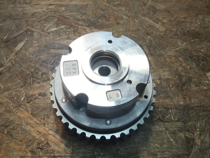 Ford C-Max ll/ Fiesta Vl/ Focus lll Zahnrad Nockenwelle Auslaßseite 38 Zähne original Ford NEU