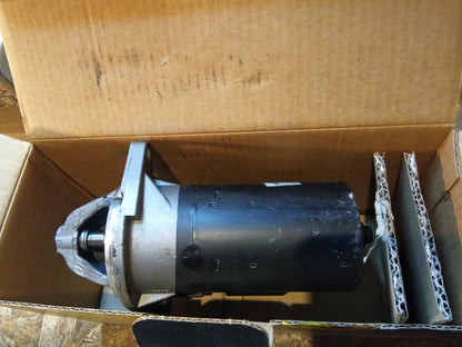 Diverse Fahrzeuge Anlasser original Bosch NEU