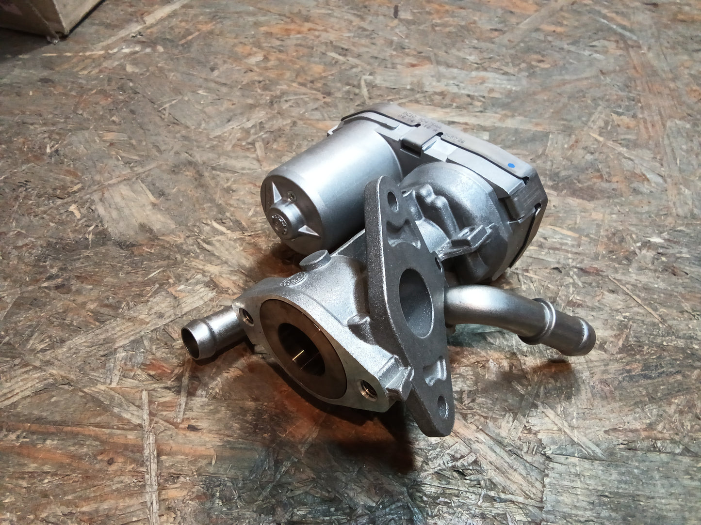 Ford Transit 2.2/2.4/3.2 TDCi AGR-Ventil Abgasrückführung original Ford NEU