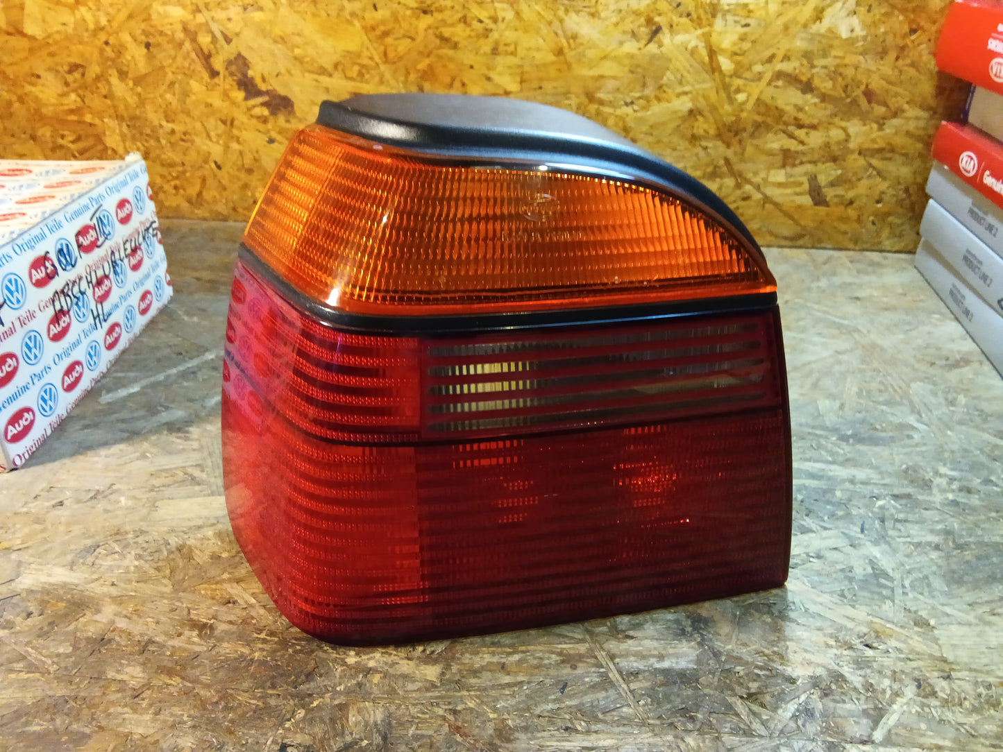 Golf 3 Abschlussleuchte HL original VW GEBRAUCHT