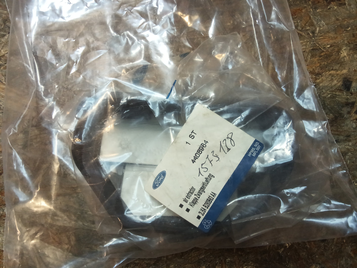 Ford Transit MK3 Klappe Zwangsentlüftung original Ford NEU