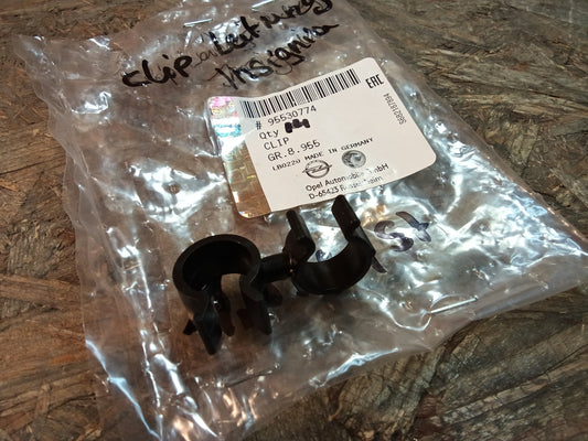 Insignia Clip Leitung original GM NEU