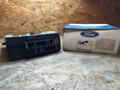 Ford Escort Trägerplatte Zentralelektrikbox original Ford NEU