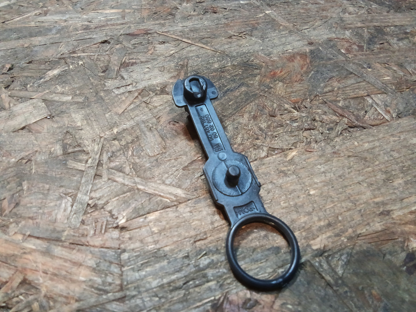 Corsa B/C Tigra A/B Clip, Kofferraumteppich original GM NEU