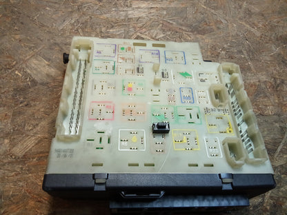 Ford Escort Trägerplatte Zentralelektrikbox original Ford NEU