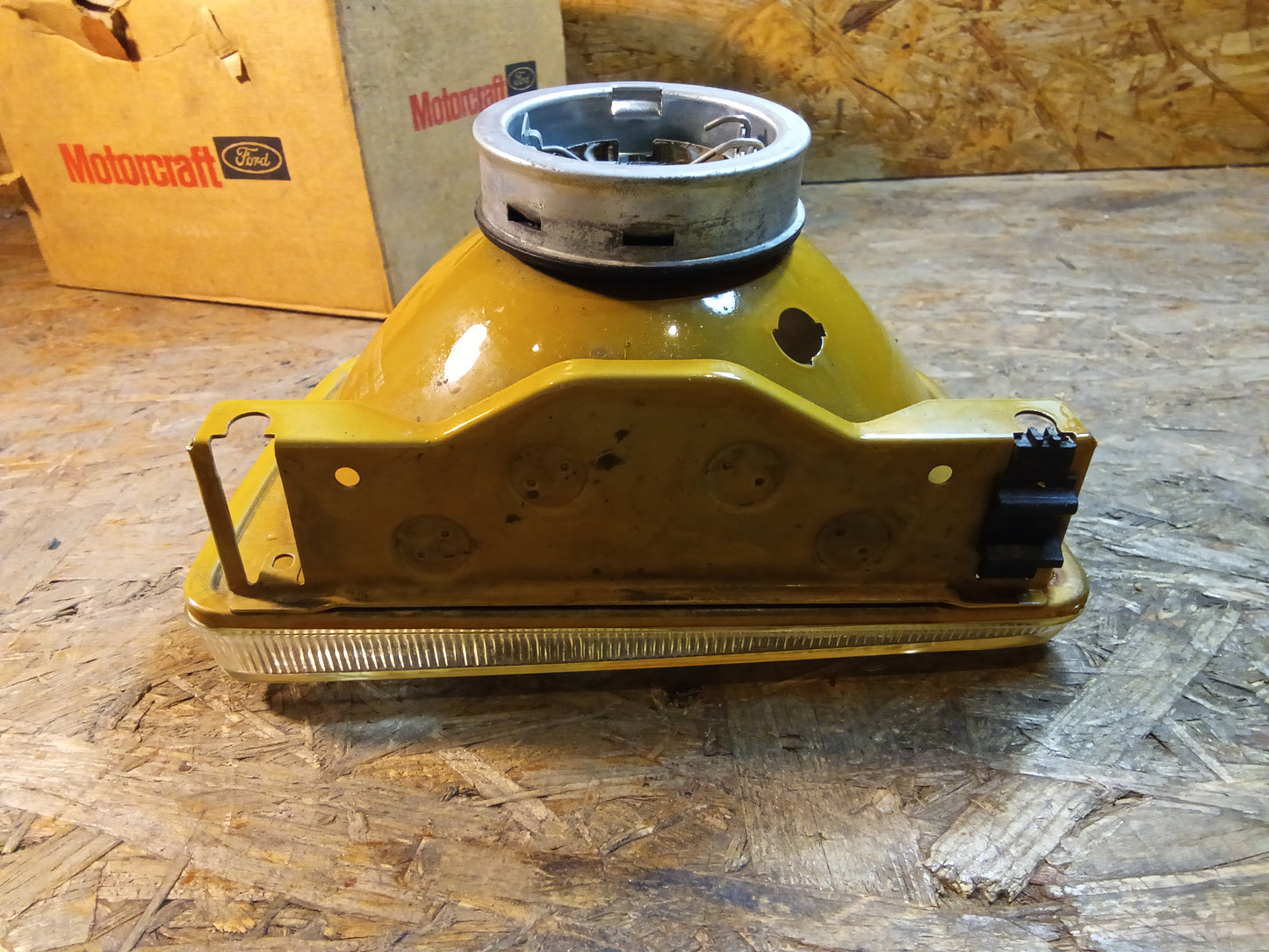 Ford Oldtimer Scheinwerfer original Motorcraft NEU