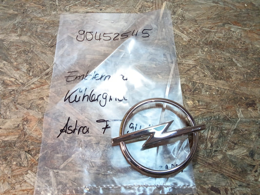 Astra F 94-98 Emblem an Kühlergrill original GM NEU