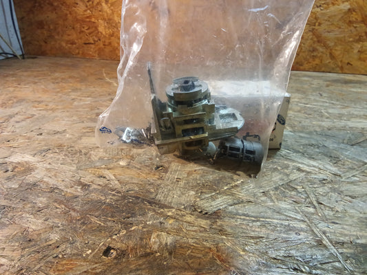 Ford Focus 05-08 C-Max Schließzylinder Bausatz Tür vorne original Ford NEU