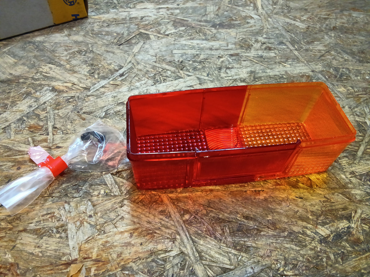Diverse Fahrzeuge Lichtscheibe Heckleuchte original Hella NEU
