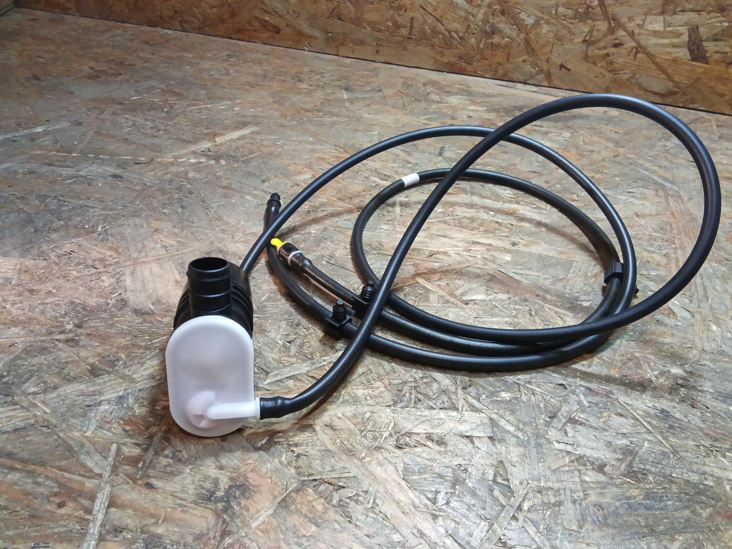 Ford Focus lV, Kuga lll Motor mit Pumpe original Ford NEU