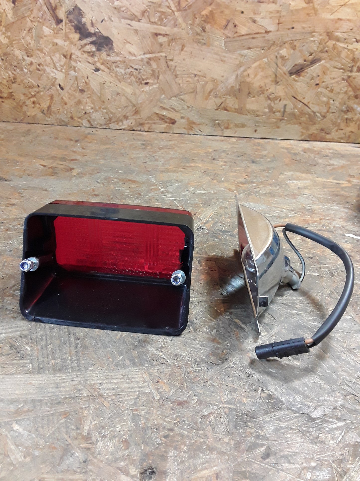 Ford Fiesta l Nebelschlussleuchte original Ford NEU