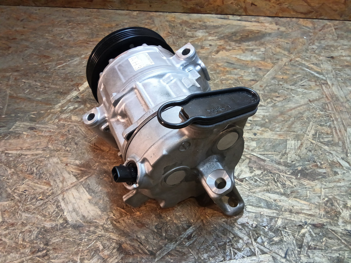 Corsa D/E Klimakompressor original GM NEU