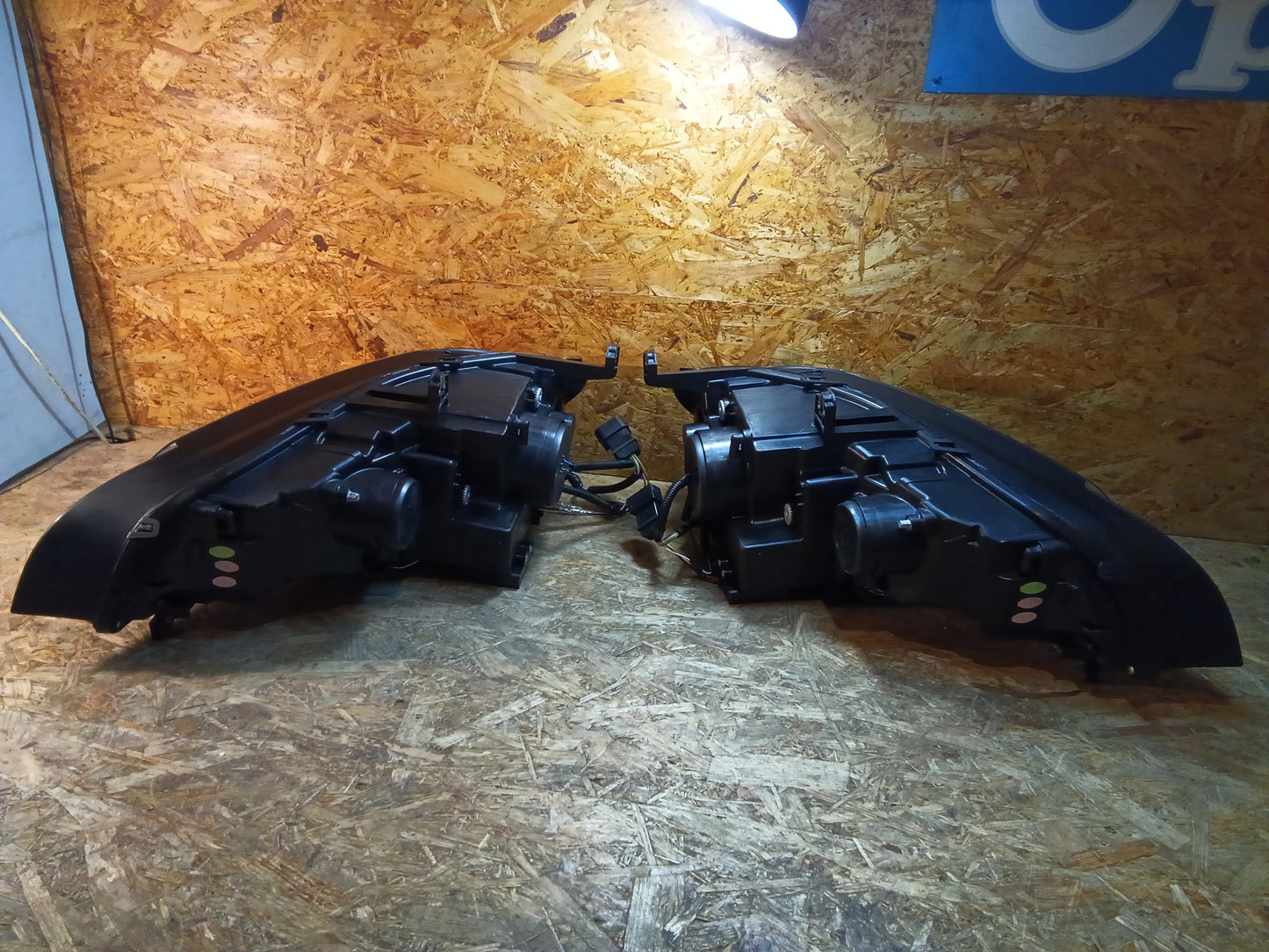 Xenon Schwarz DRL Scheinwerfer passend für BMW X5 (E70) 2008-2010