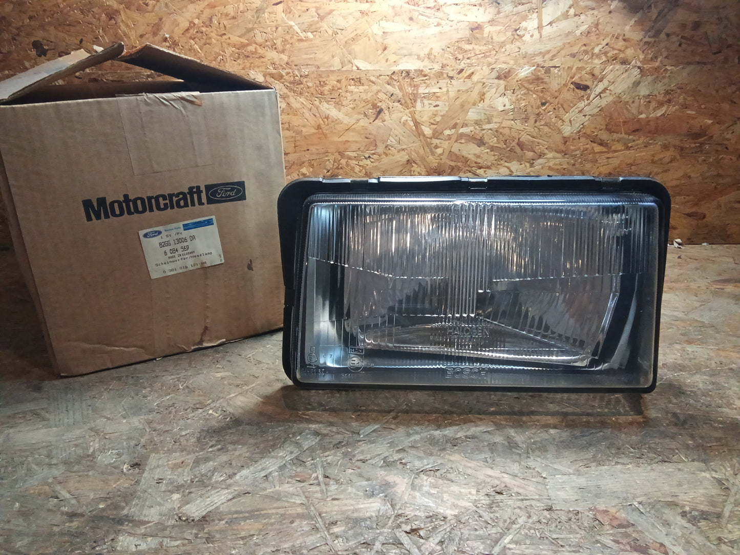 Ford Granada MK2/3 Scheinwerfer links original Ford NEU