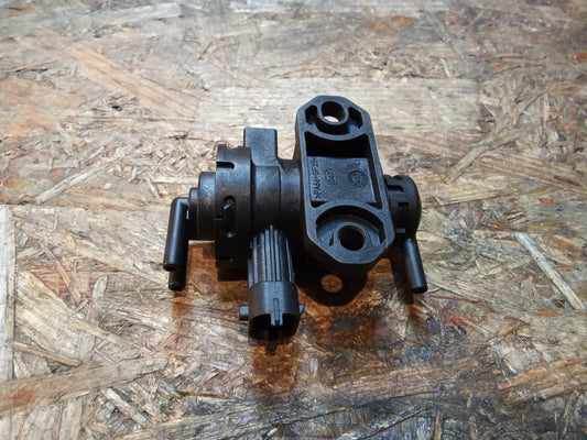 Signum Vectra 2.2 DTi Druckregelventil original GM NEU