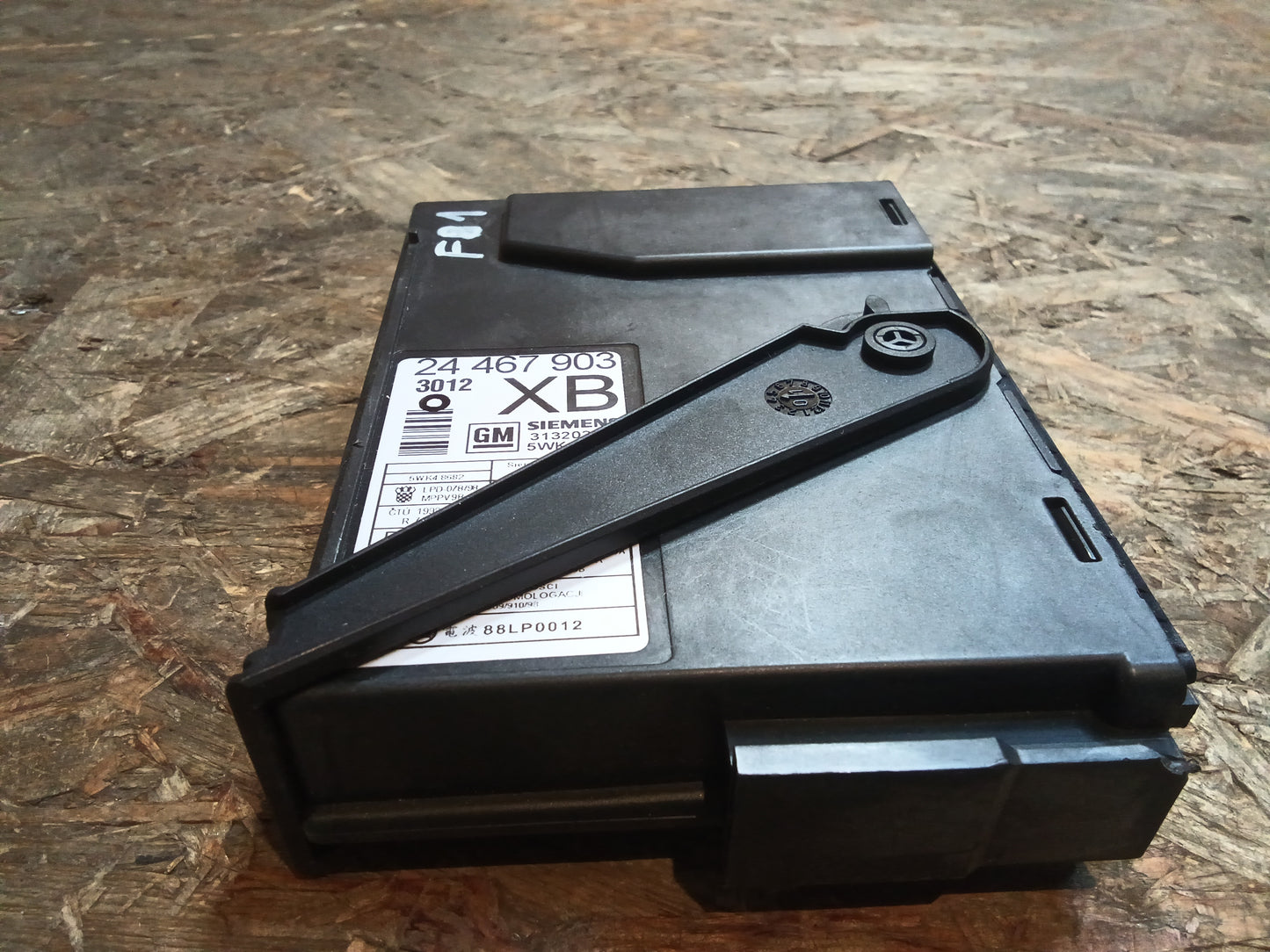 Corsa C Steuergerät ZV original GM NEU