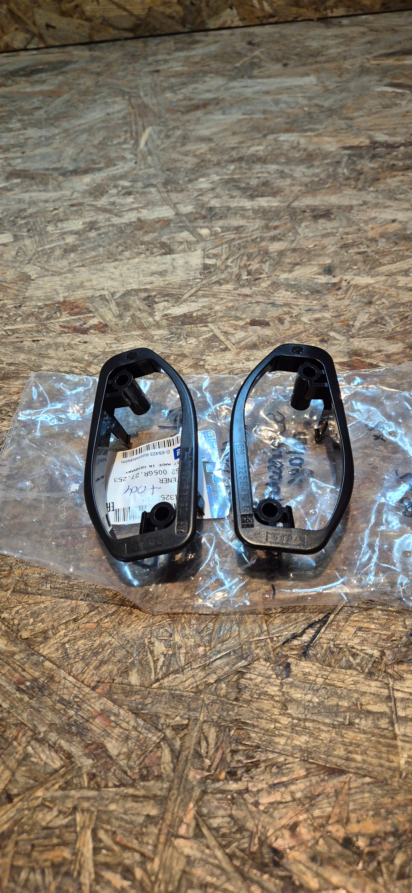 Halterung Scheinwerferwaschanlage, Astra, Original GM Neu