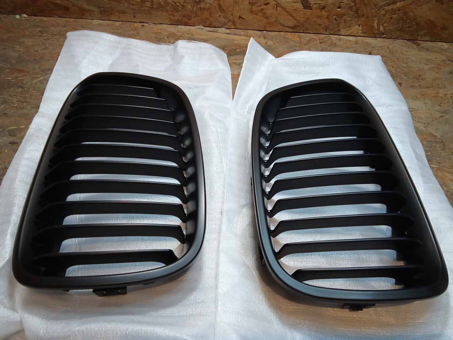 Sport Kühlergrill Single Line Mattschwarz für BMW 1 F20 F21 Hatchback 2011-2015m (GRIBM0102)