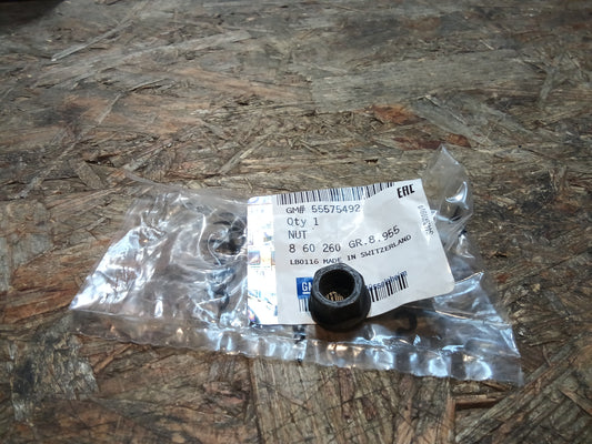 Mokka Mutter Turbolader an Auspuffkrümmer original GM NEU