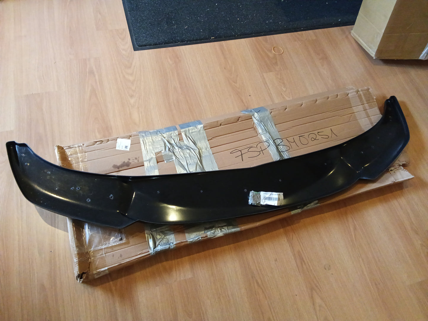 Frontsplitter passend für BMW 5er F10/F11 M-Pack 2011-2016 mit ABE TÜV Hochglanz Schwarz