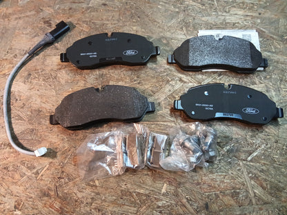 Ford Transit BJ 14 (+) DRW Bremsbeläge original Ford NEU