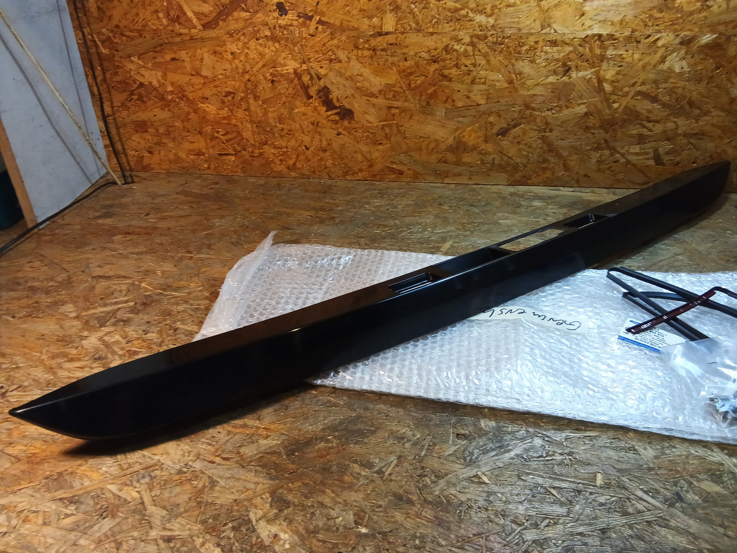 Ford Handgriff Heckklappe original Ford NEU MUSS LACKIERT WERDEN!!