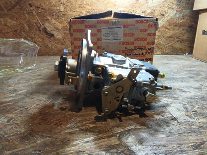 Ford Transit 2.4l Einspritzpumpe original Bosch NEU