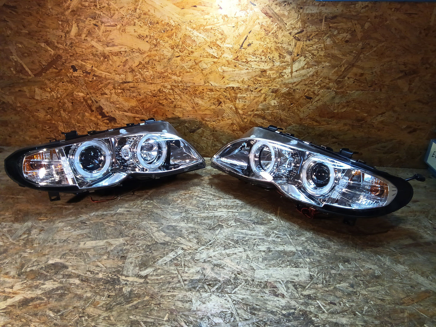 Tuning-Tec LED Angel Eyes Scheinwerfer für BMW 3er E46 01-05 chrom Set